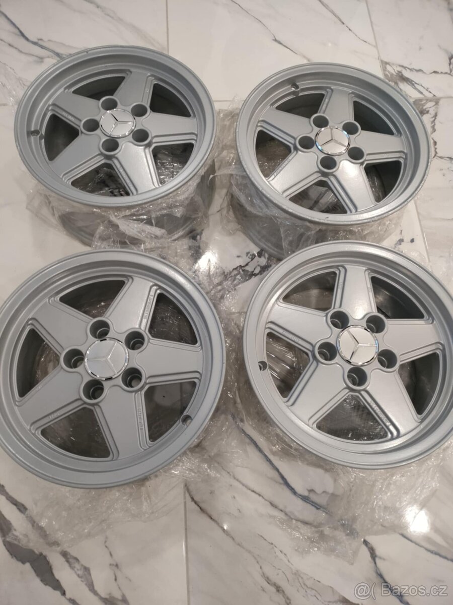 4ks alu disky 5x112 r15 Penta Mercedes