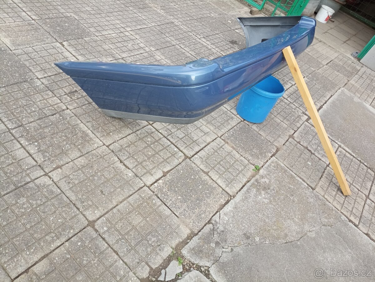 Prodám nárazník na Passat