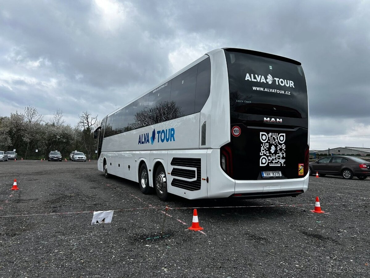 🚍 ŘIDIČI POZOR — JEDEME NAPLNO