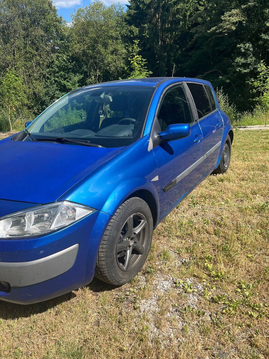 Prodám renault megane 2 1.4 benzín