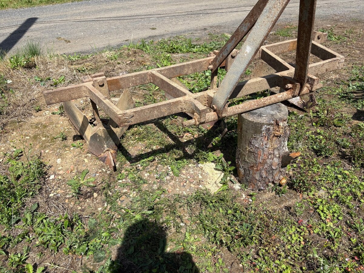 Vyorávač brambor čert a plečka