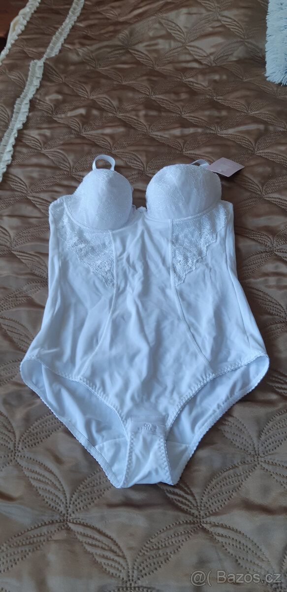Damské bilé body