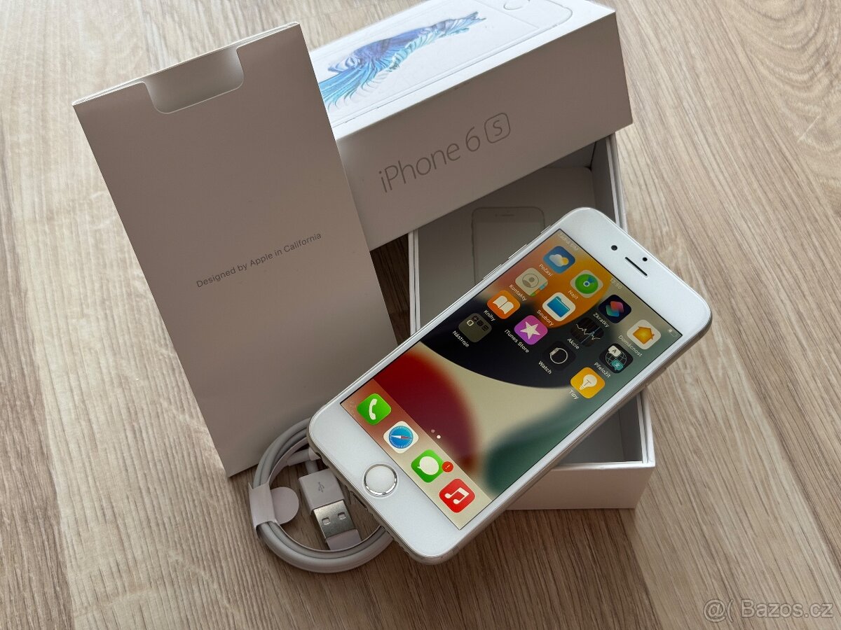 Apple iPhone 6s 64 GB Silver / Stříbrný