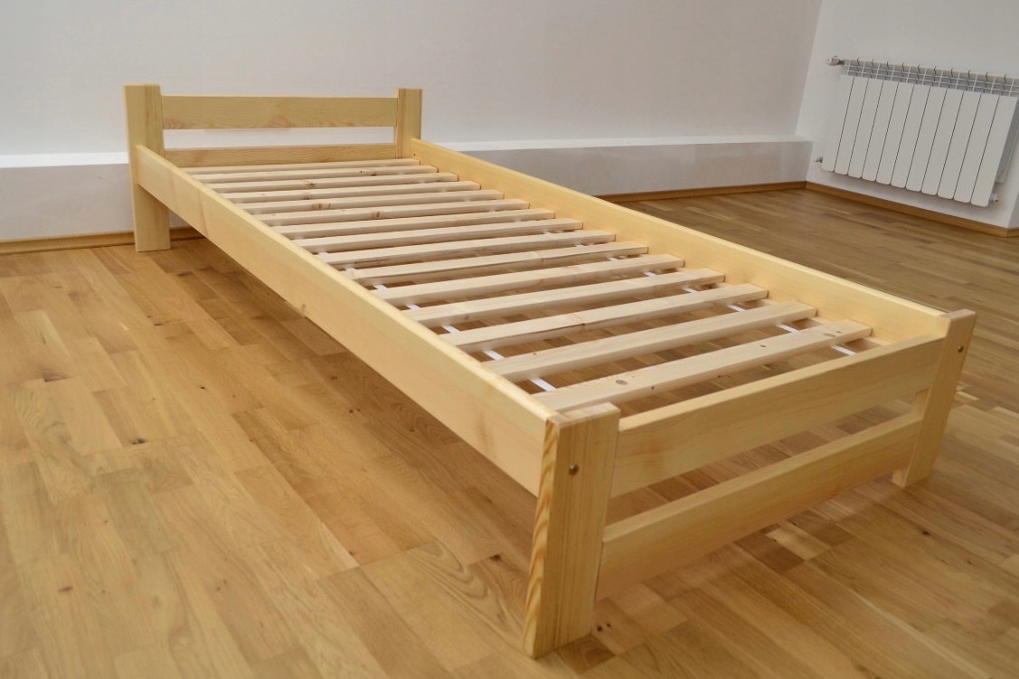 Nová postel 90x200 borovice masiv + rošt