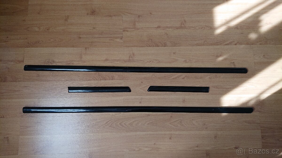 VW Lupo - lišty na dveře a bok vozidla (černé)