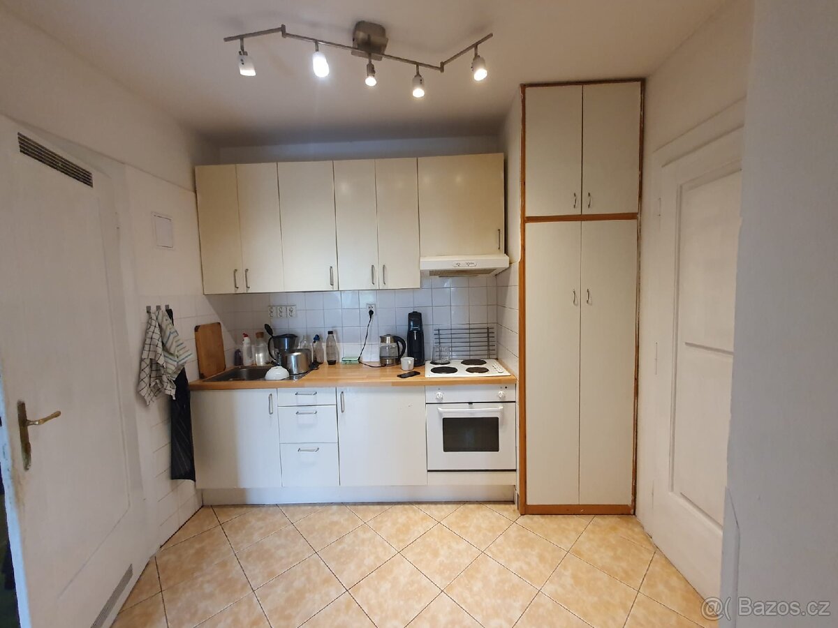 Kuchyňská linka asi ikea