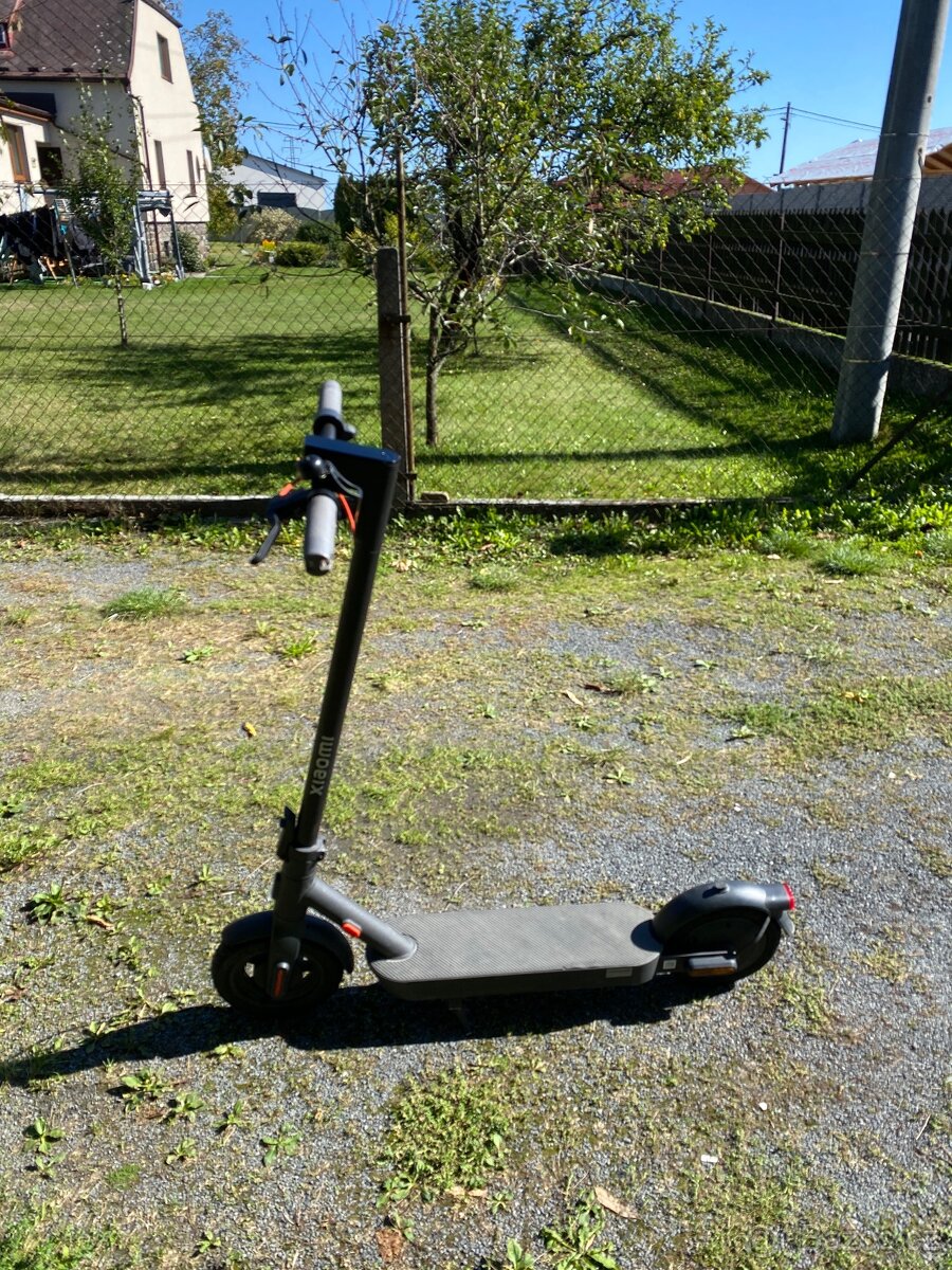 Elektrická koloběžka Xiaomi 4 pro 2(gen)