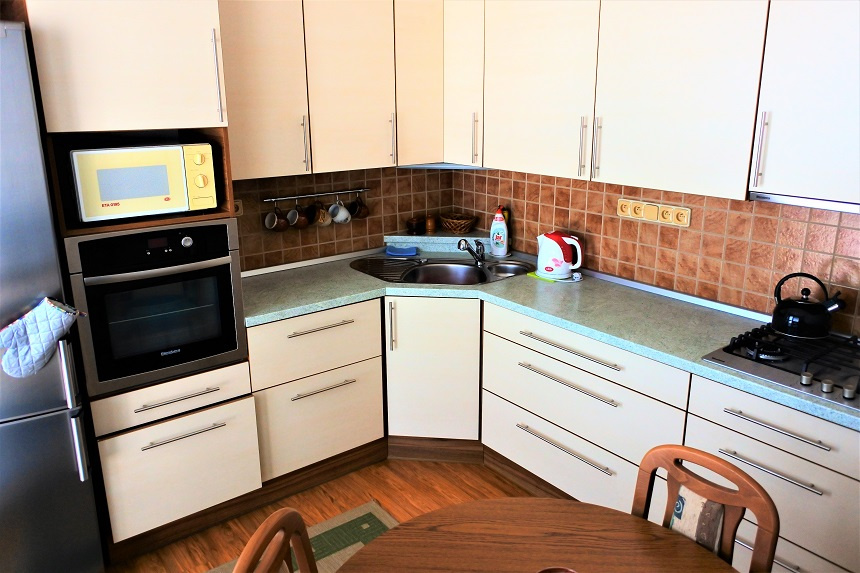 Byt 3+1, dvě lodžie, Karla IV. , Pardubice