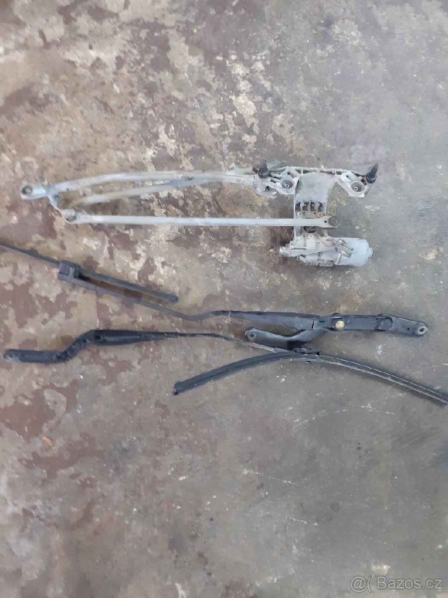 Ford C-max táhla sťeračů