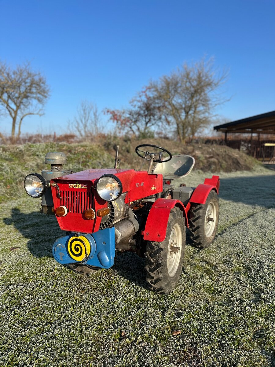 Malotraktor T-4K-10-C