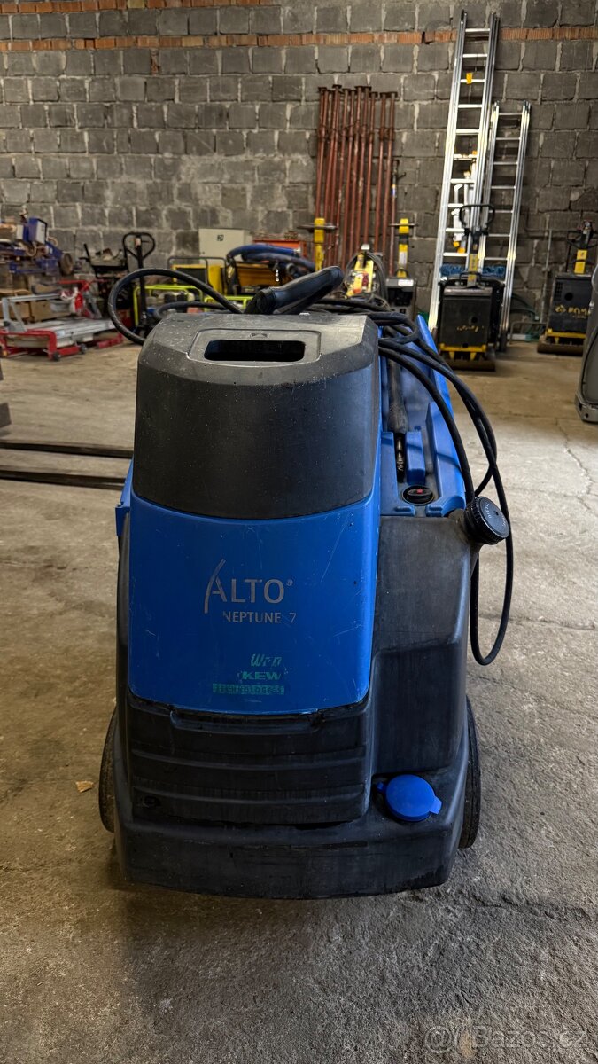 Tlaková myčka s ohřevem