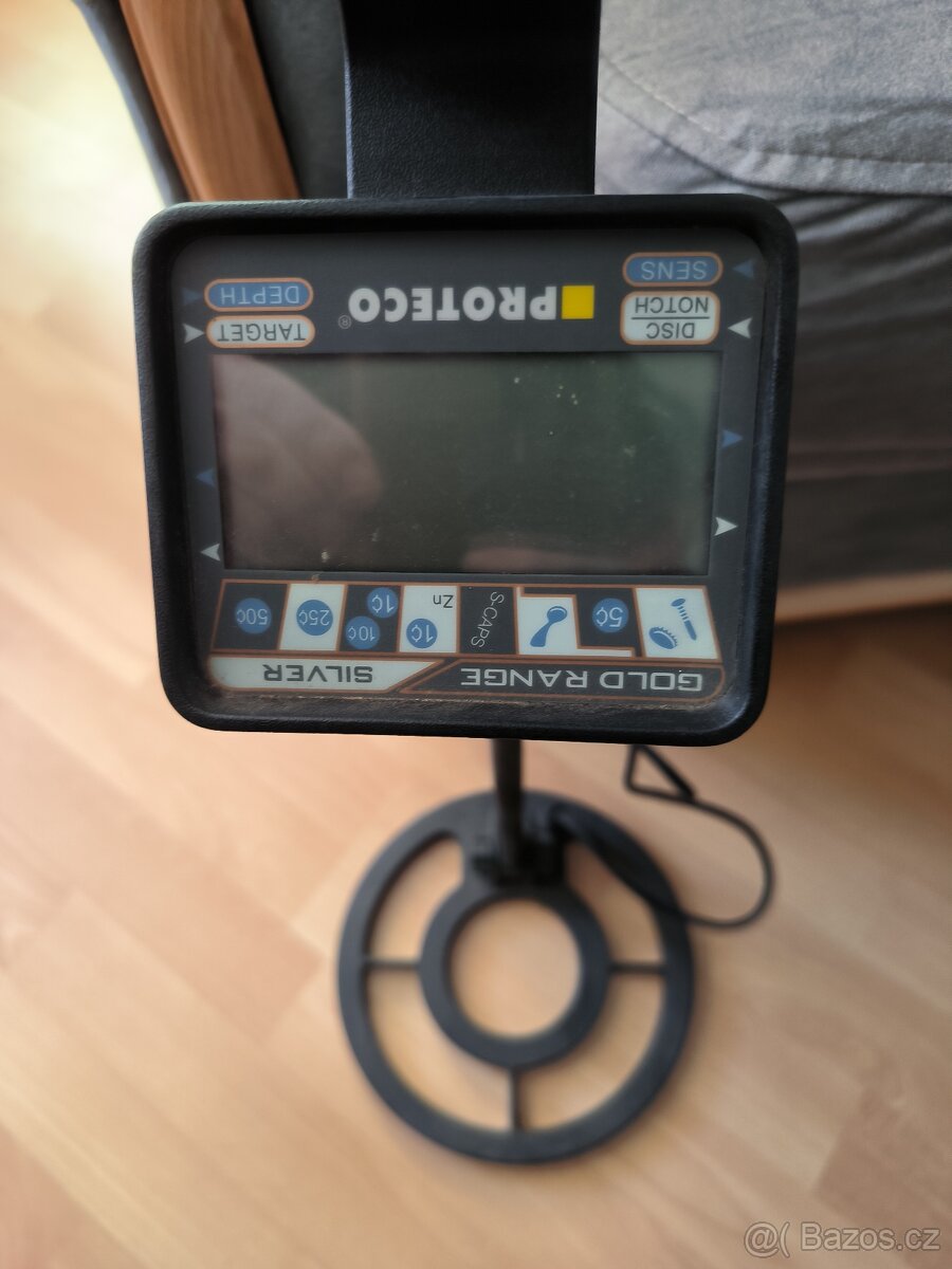 Detektor kovů Proteco