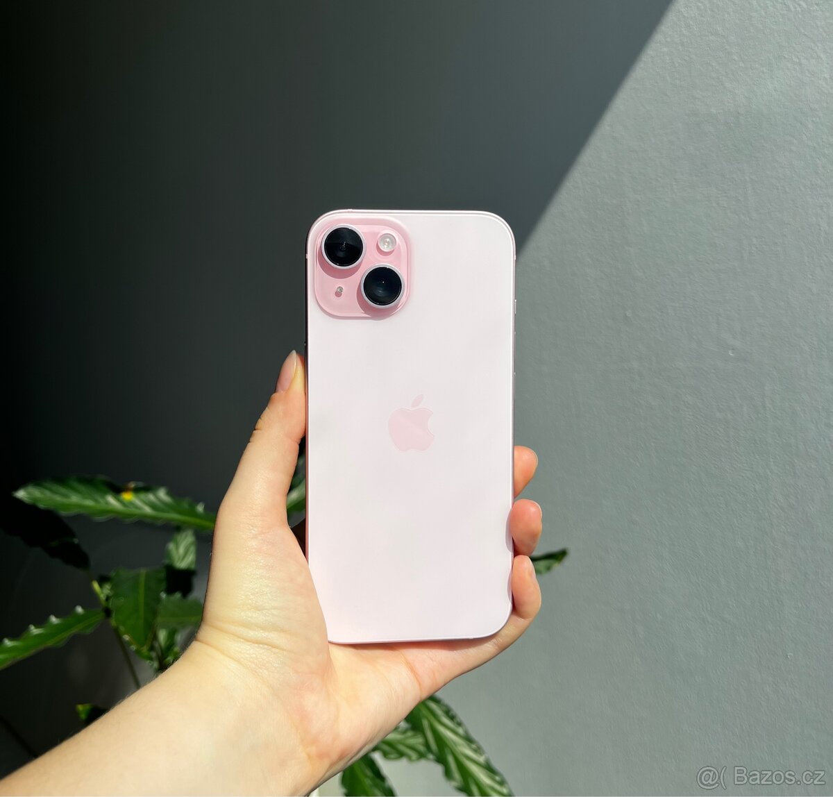 iPhone 15 128 GB růžový