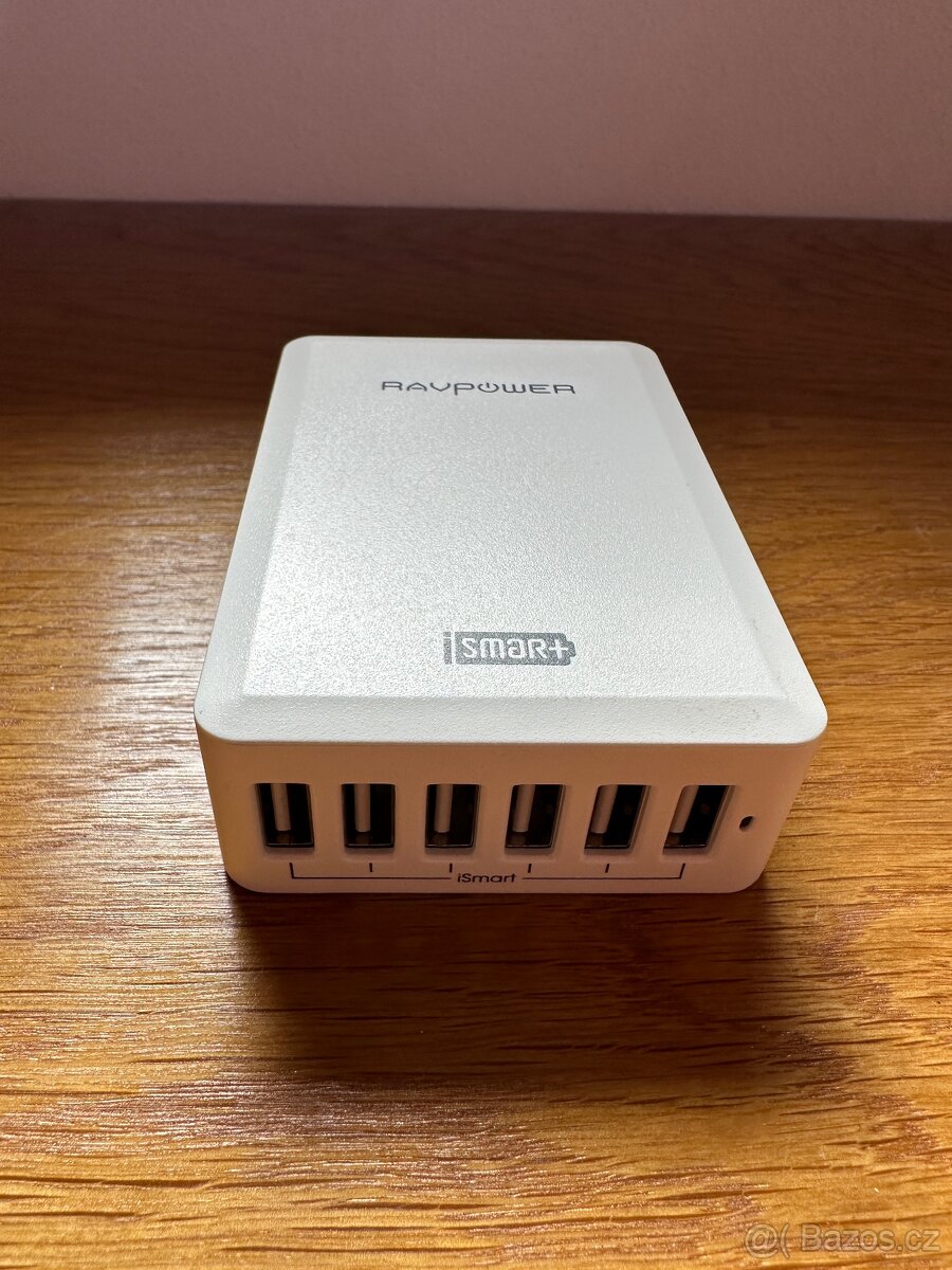 RAVPower 6x USB adaptér do sítě / nabíječka