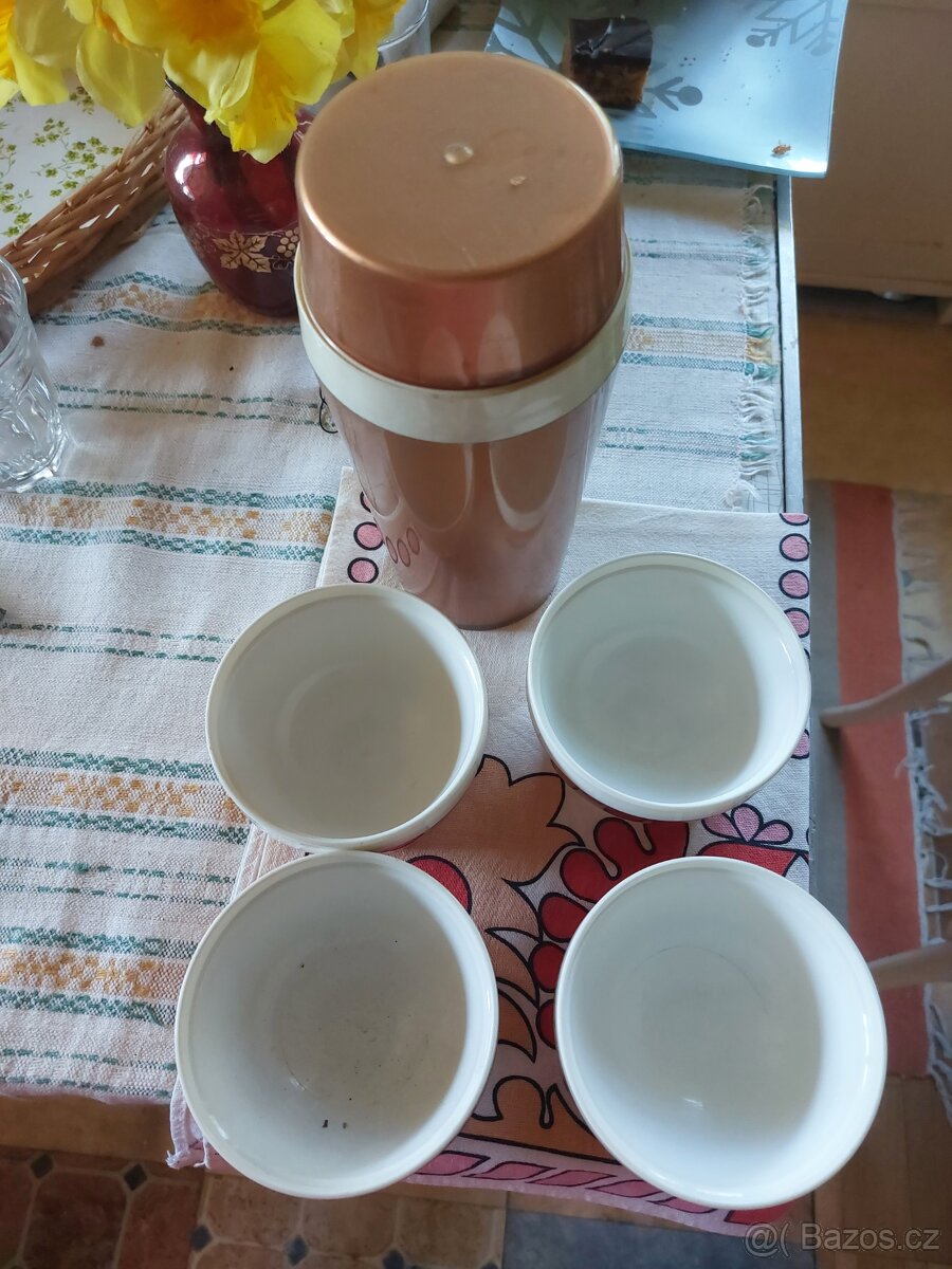 Retro termoska DDR