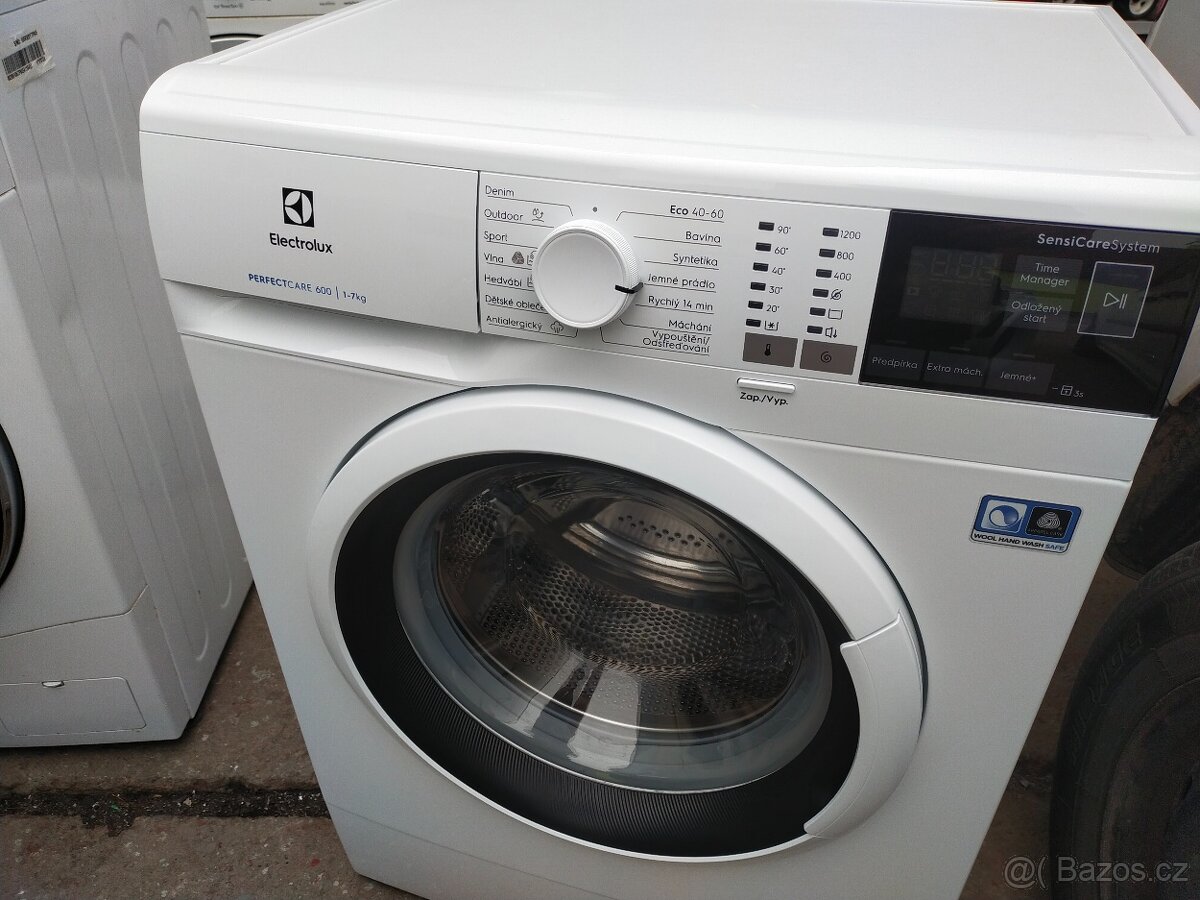 Prodám dig. pračku zn. AEG-7 kg.A+++ ZDARMA DOVEZU---