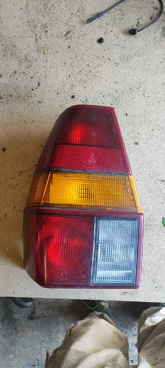 Prodám světlo VW Passat B2