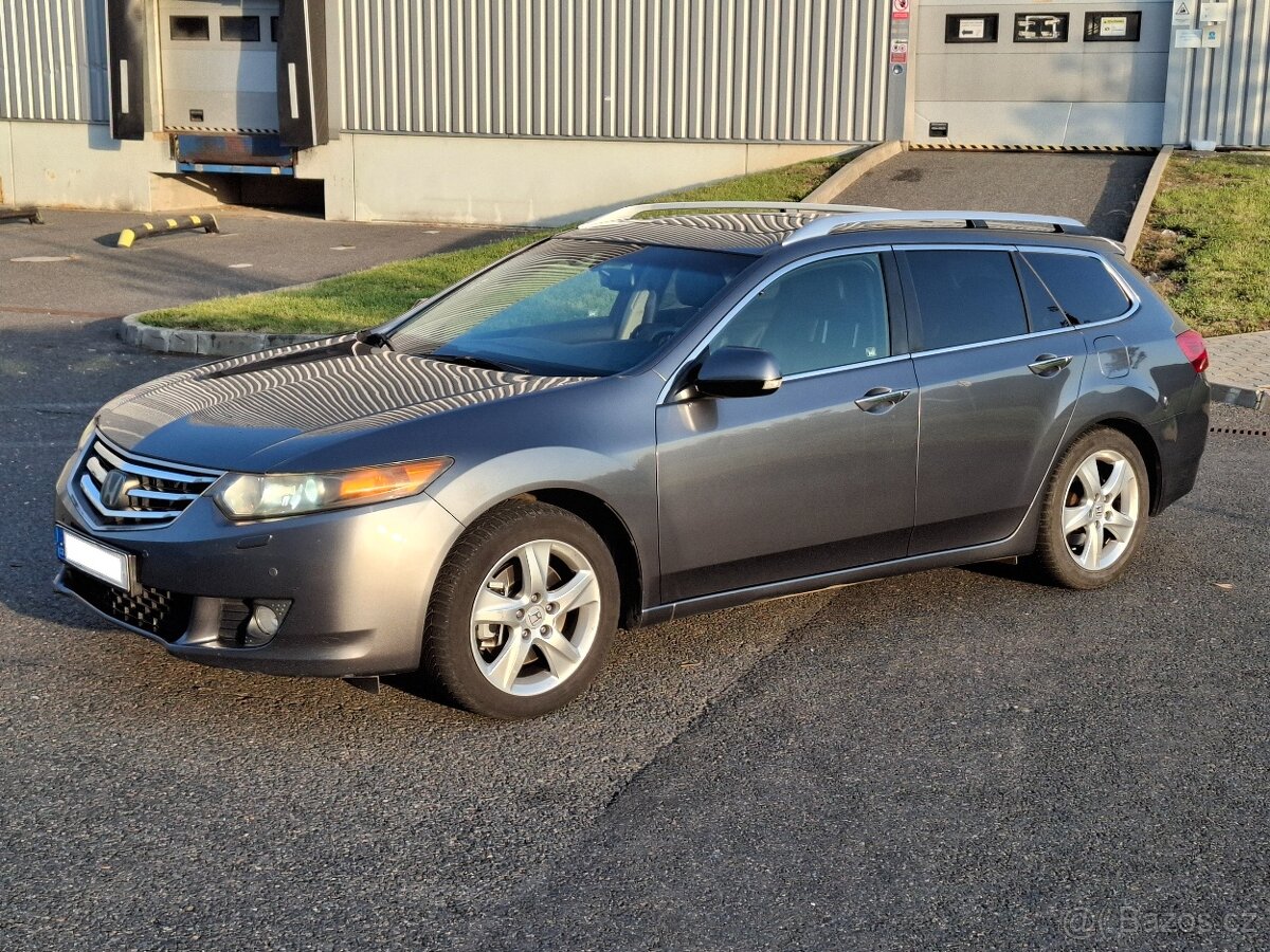 Honda Accord Tourer 8G 2,4 iVTEC AT Top executive