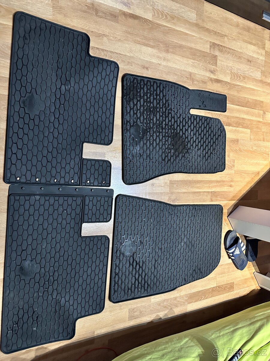Gumove koberce Tesla 3 2017-