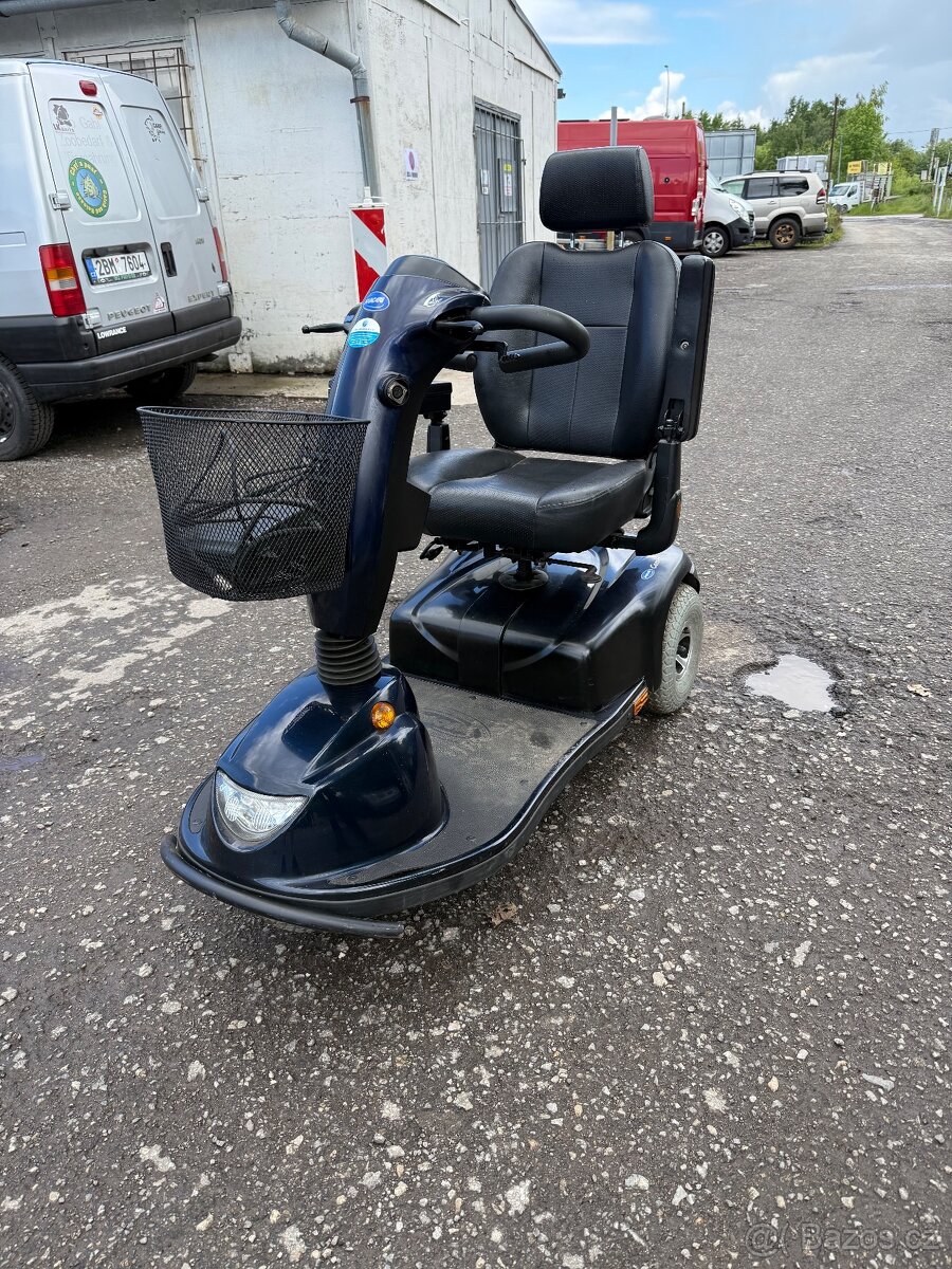 Elektro skútr