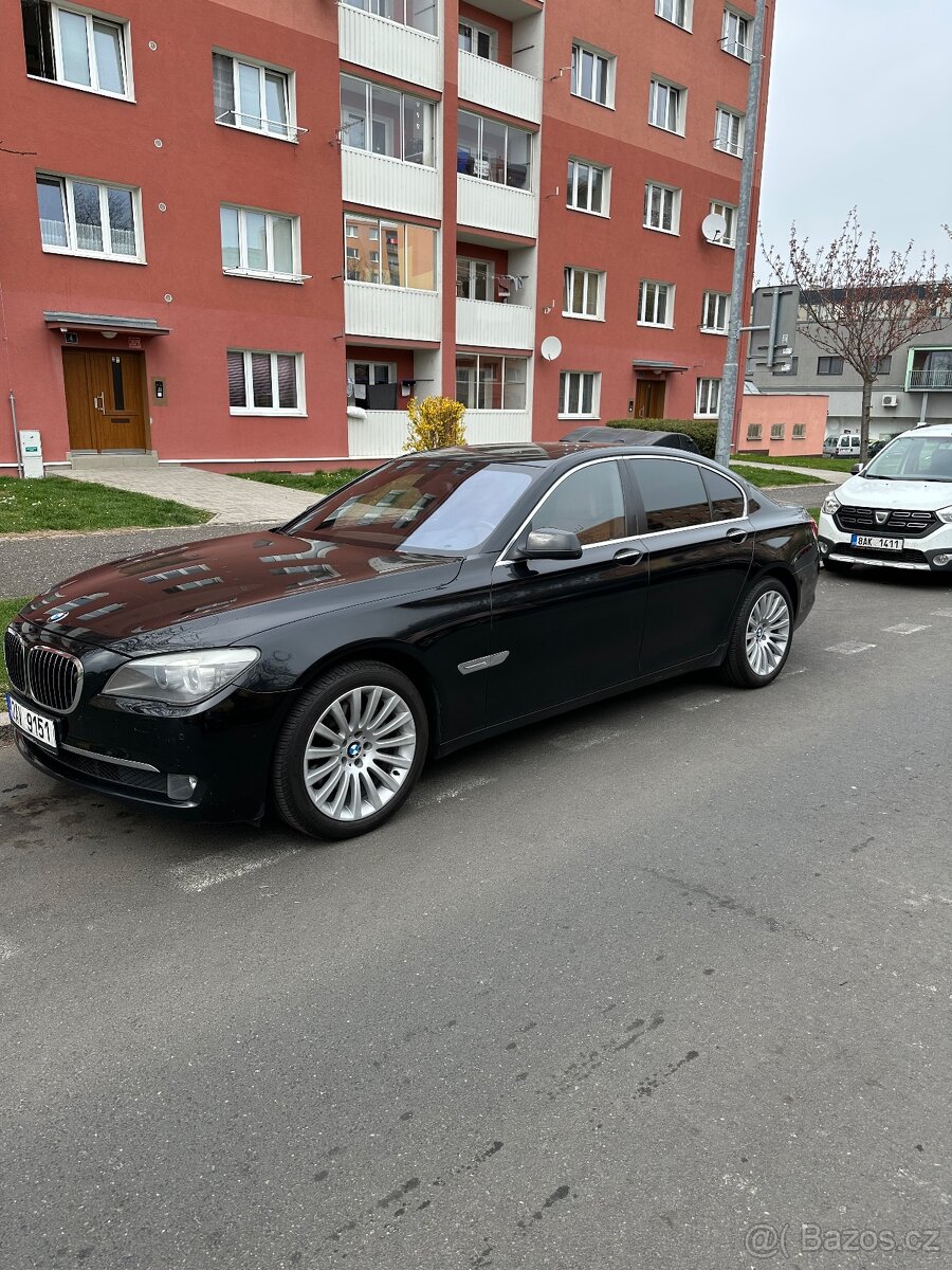 BMW 740d F01