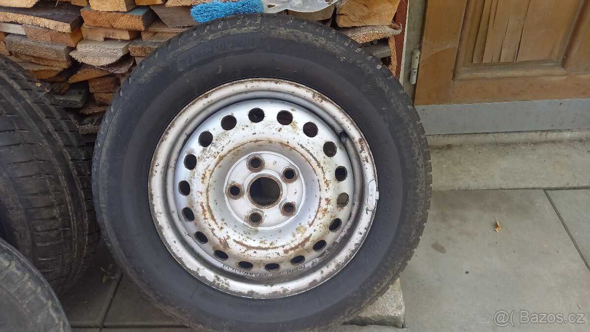 Prodám kola na volkswagen T4 Caravelle