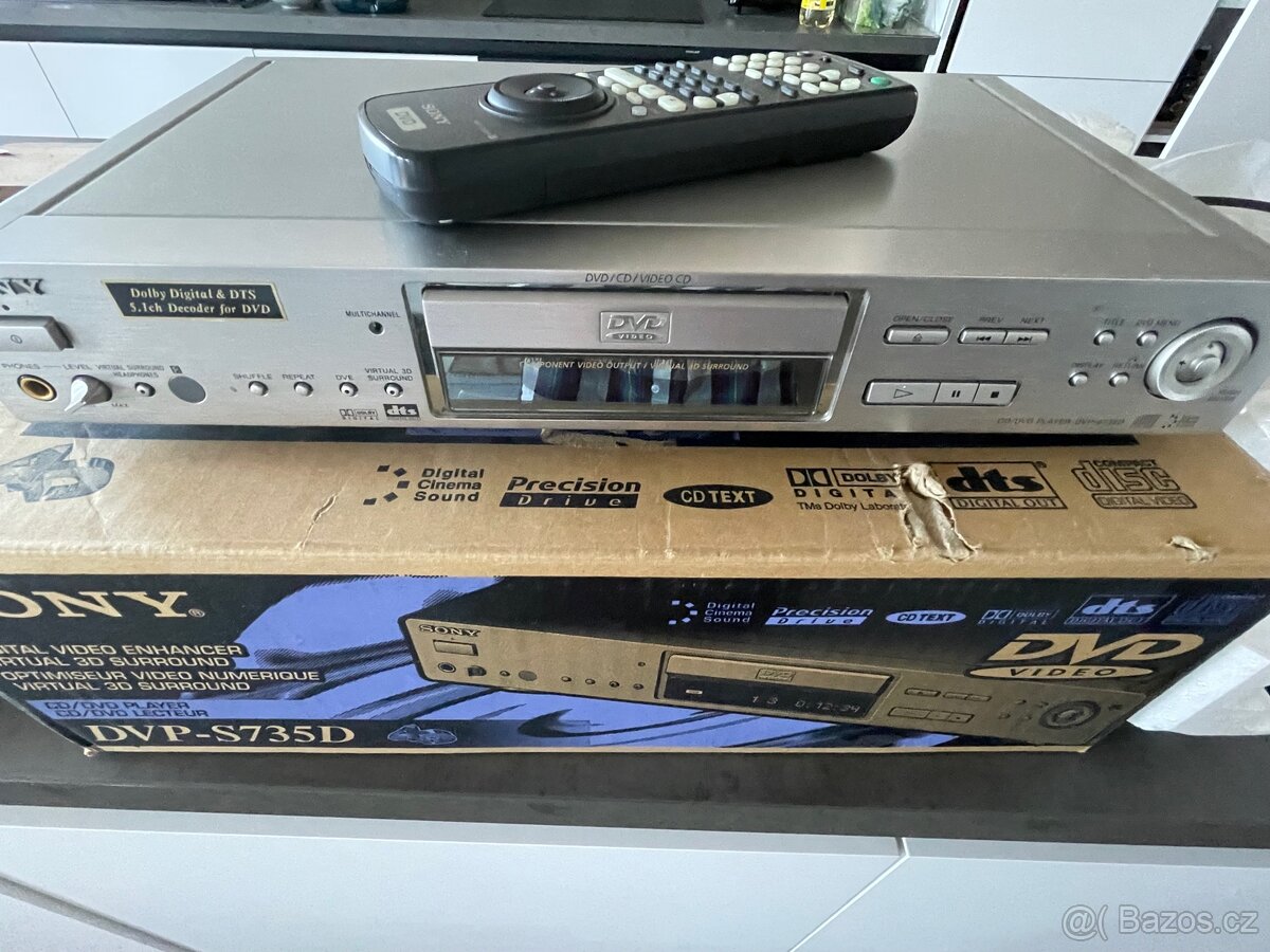 DVD prehravac SONY DVP-S735D