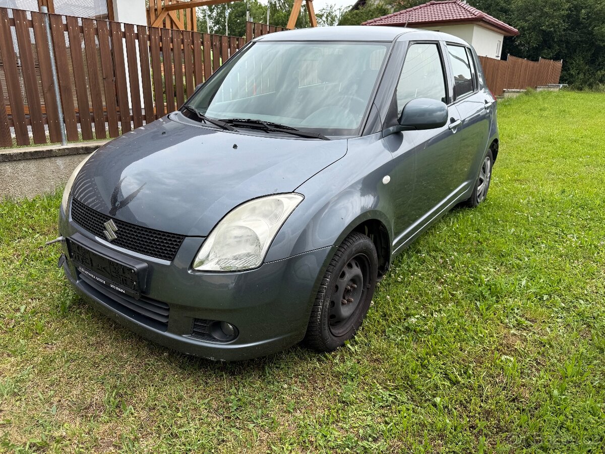 Suzuki Swift Snow 1,3i 68kW 4x4/NA NÁHRADNÍ DÍLY/