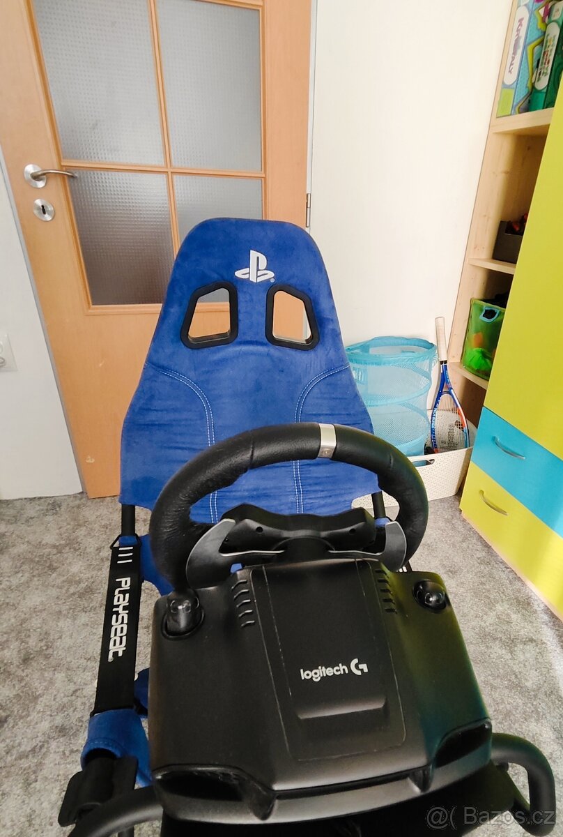 Herní volant +pedály+ závodní židle Playseat Challenge