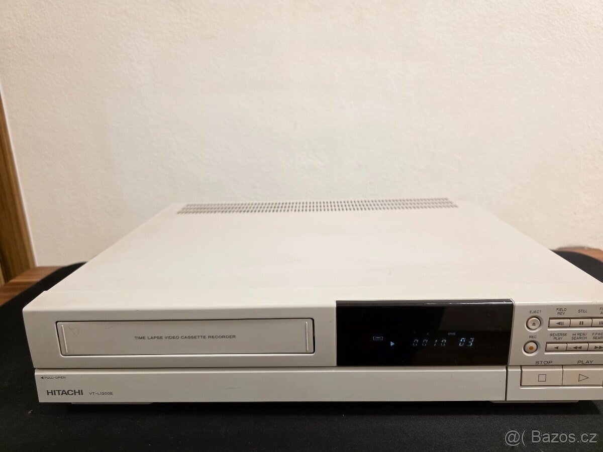 Hitachi VT-L1200E