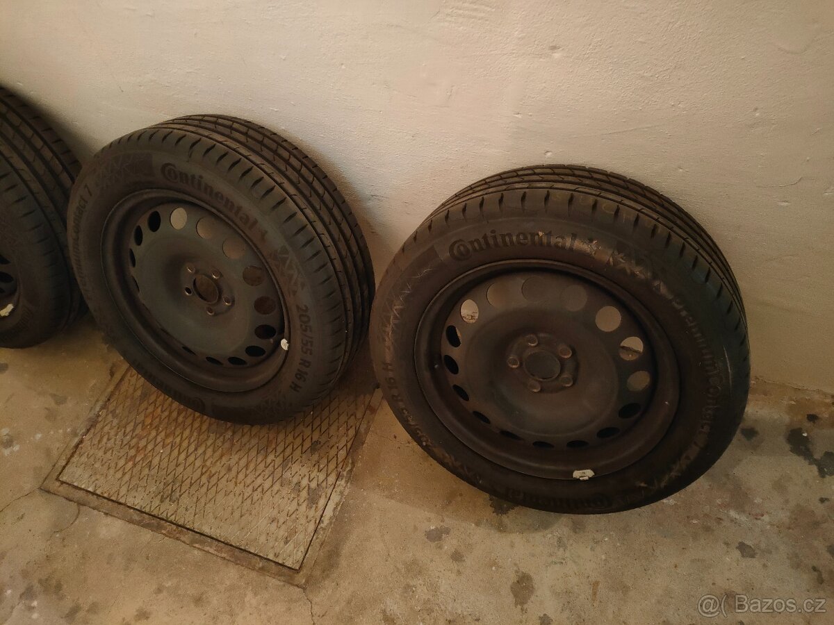 Pneu a kola na VW Golf IV