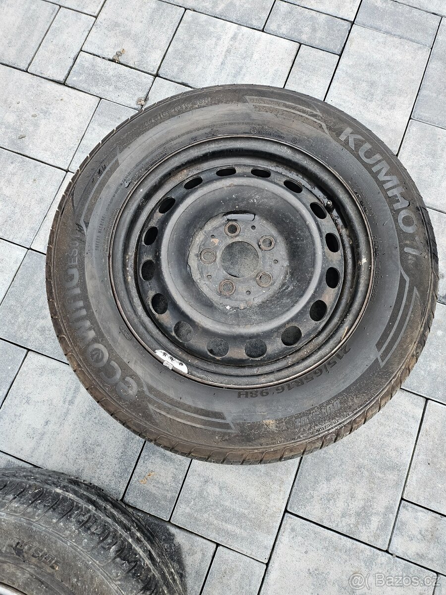Letní pneu 215/65/R16 98H Kumho