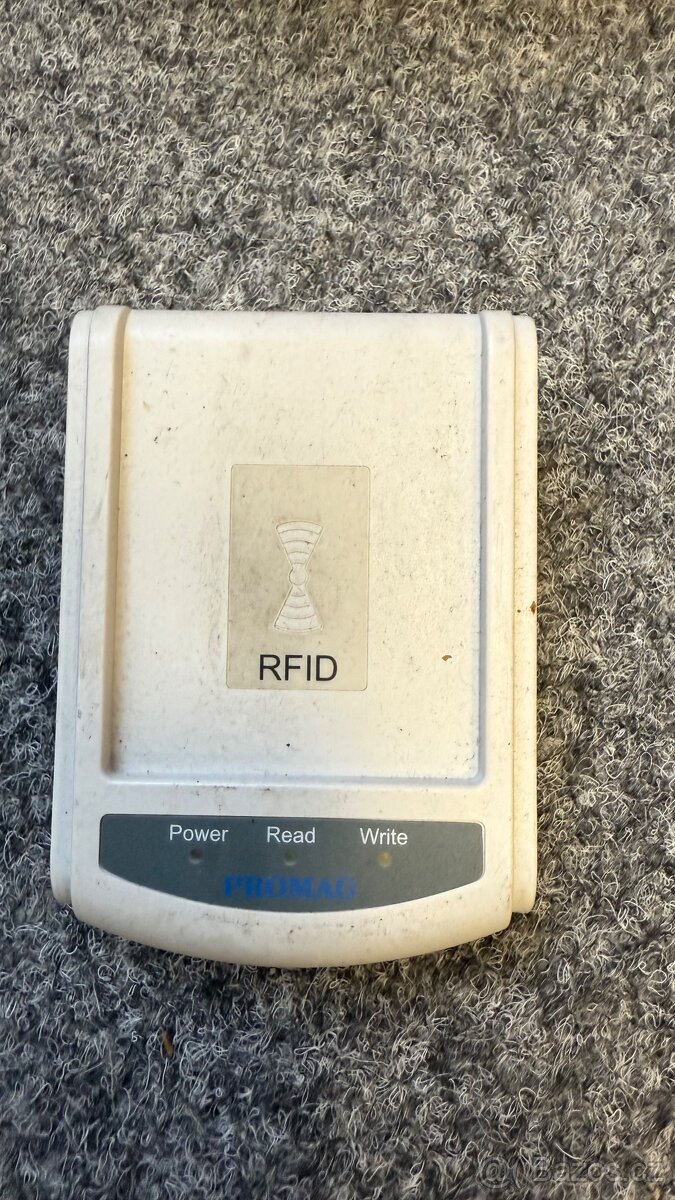 čtečka karet, čipů