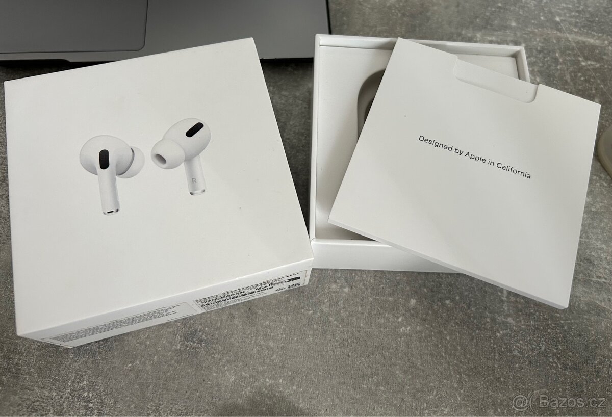 AirPods Pro MagSafe
