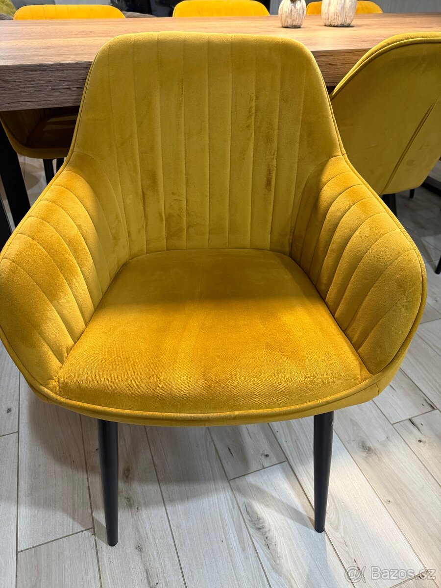 Designove zidle Esmeralda