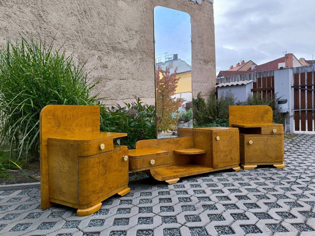 Art Deco noční stolky + toaletní stolek - 30. léta