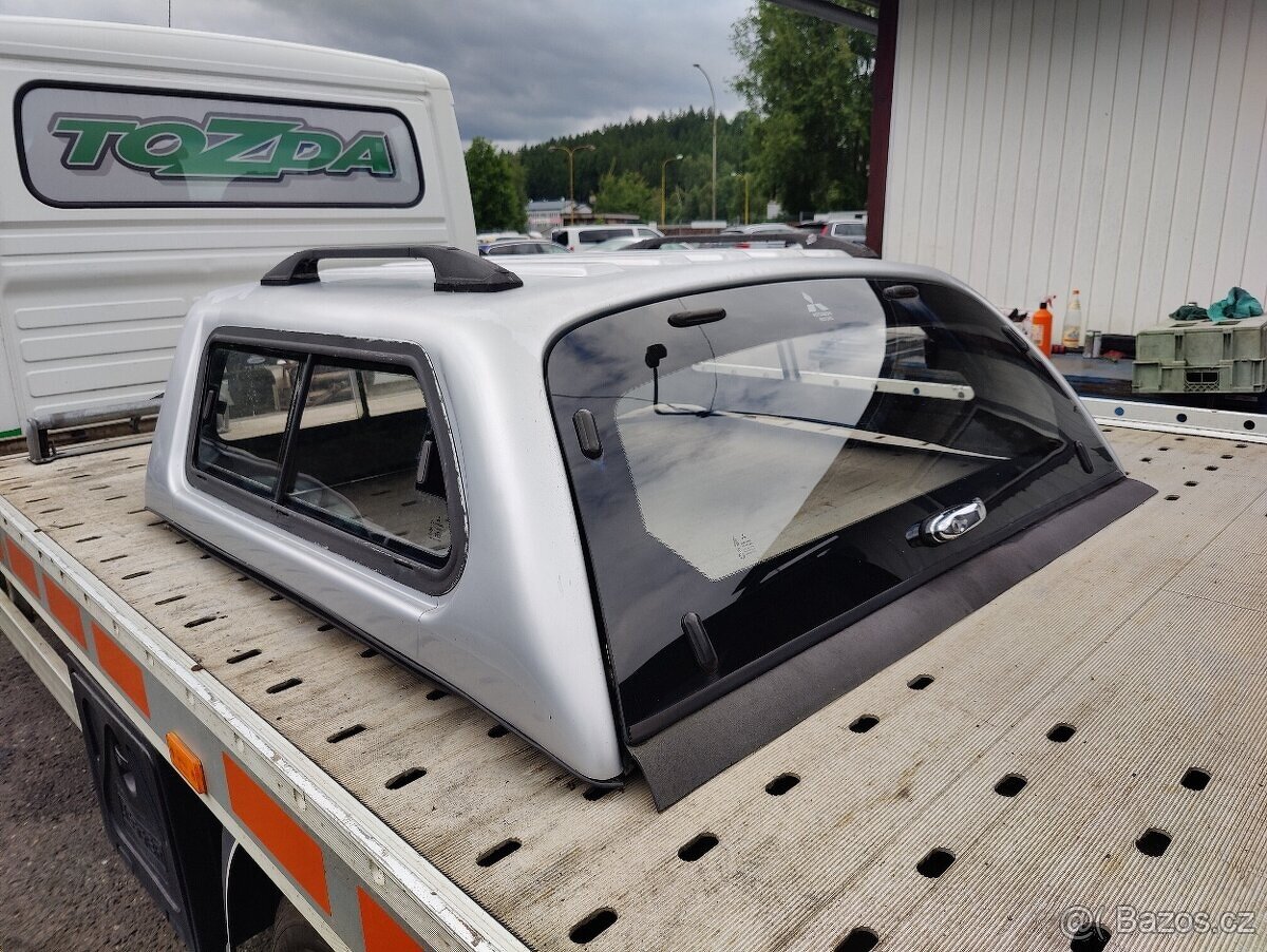 Hardtop Mitsubishi l200
