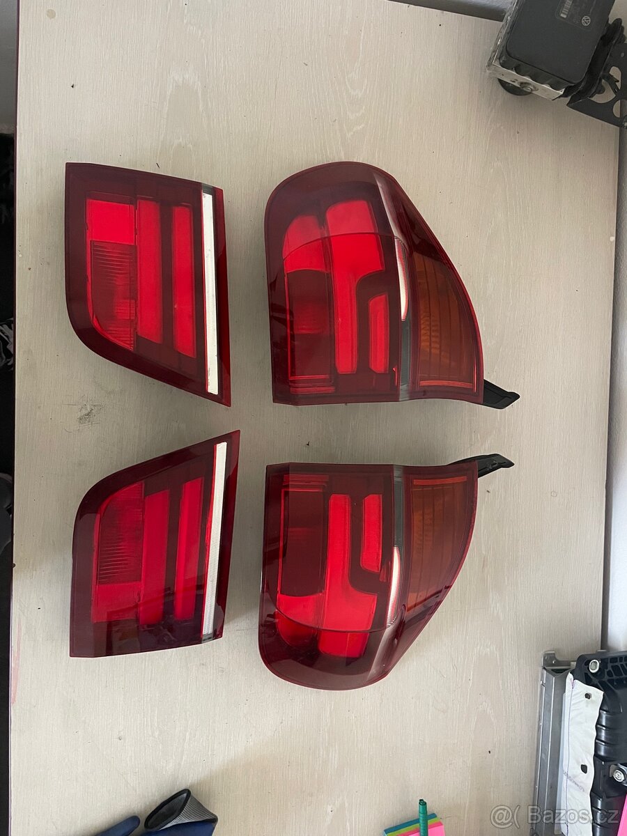 BMW X5 E70 kompletní zadní světla