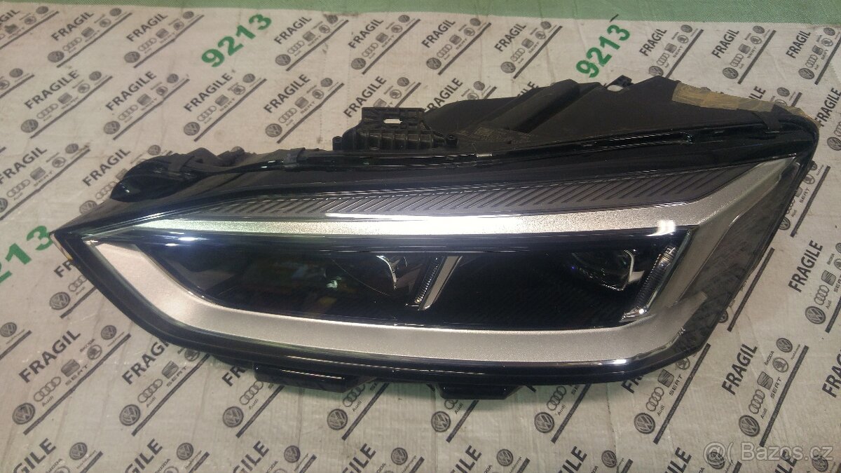 Audi A5 8W nárazník, maska, světlo,