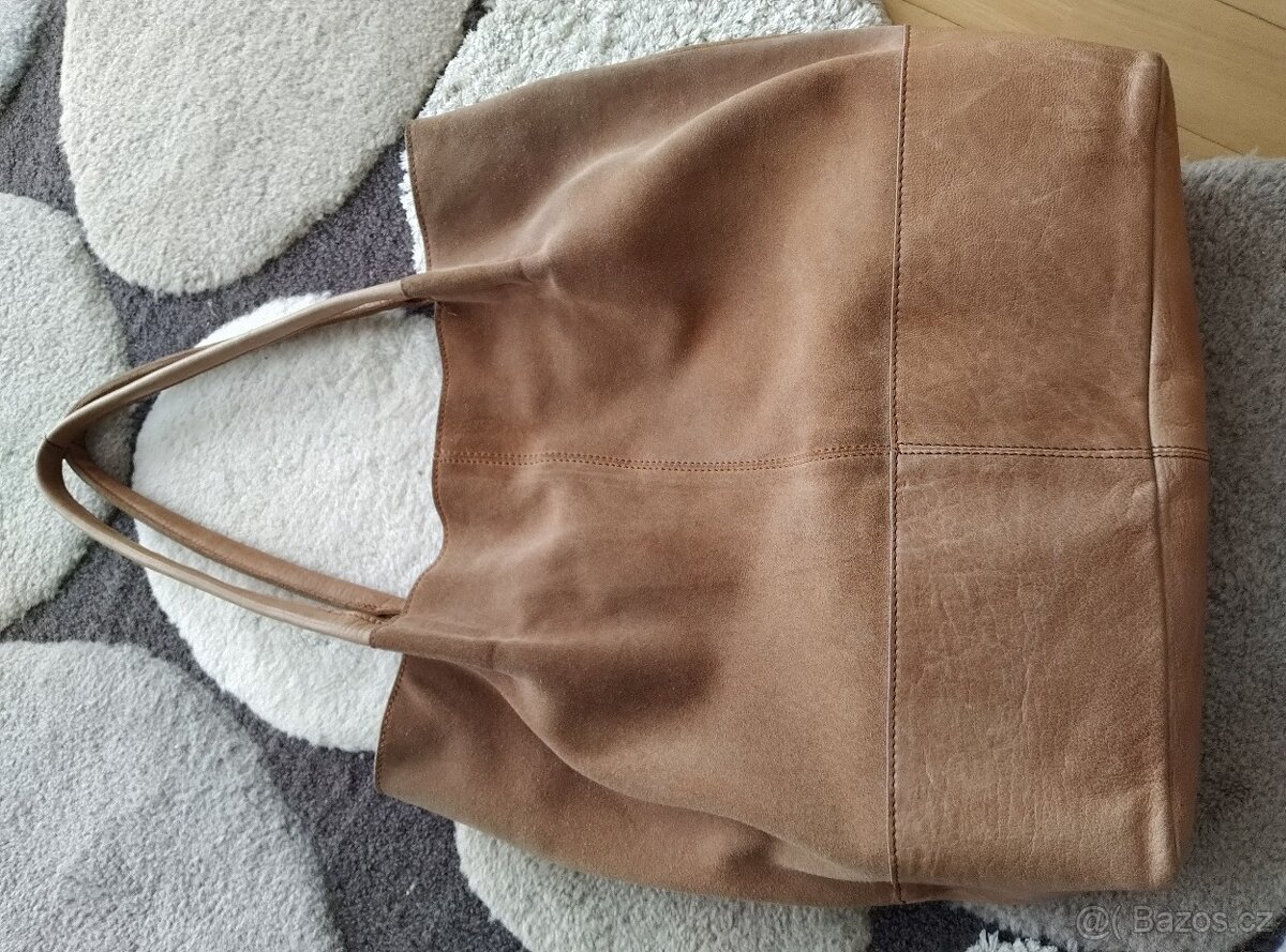 Béžová semišová kožená shoperka