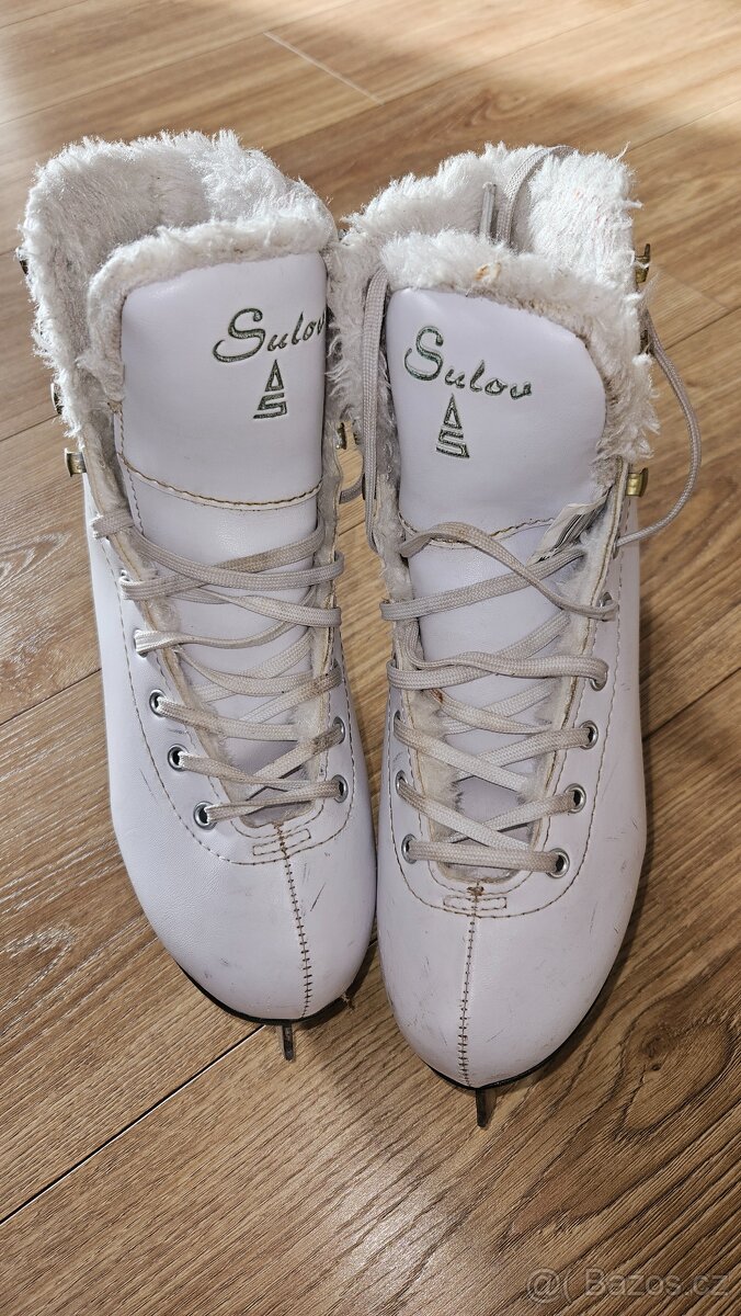 Dámské brusle Sulov vel.37