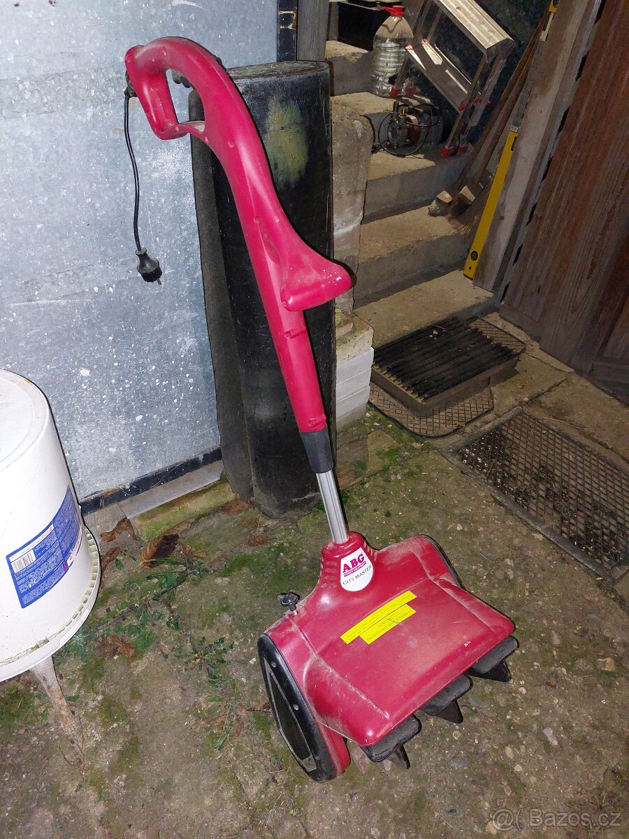 Elektrická sněhová fréza ABG Vari.