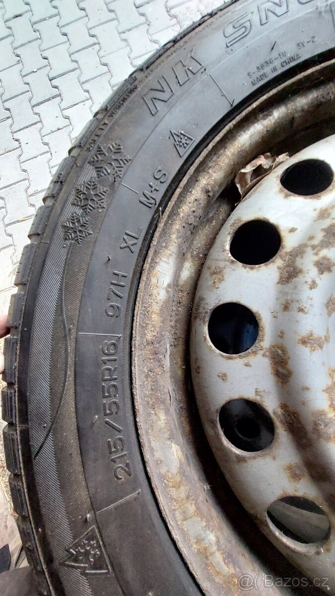Zimní pneu + disk 6Jx16  ET53