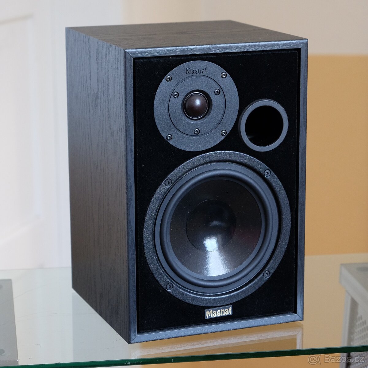 MAGNAT - vector 2 - bedny v krasnem stavu + cetr Magnat