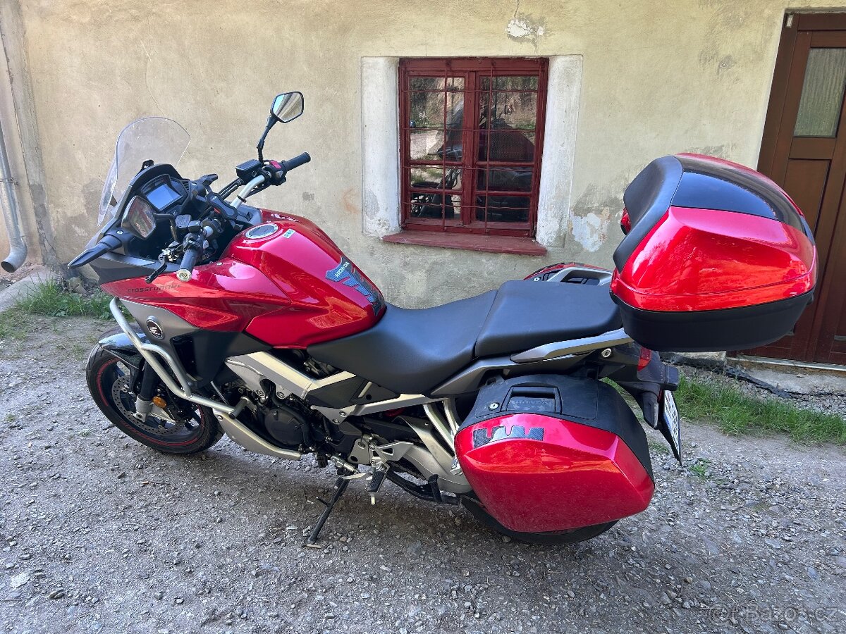 Honda VFR800X Crossrunner