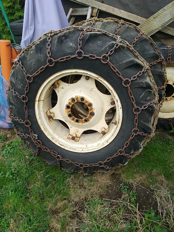 Sněhové Záběrové řetězy traktor