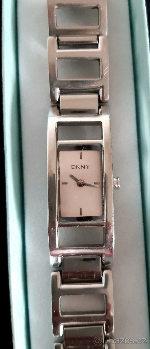 Hodinky značkové DKNY