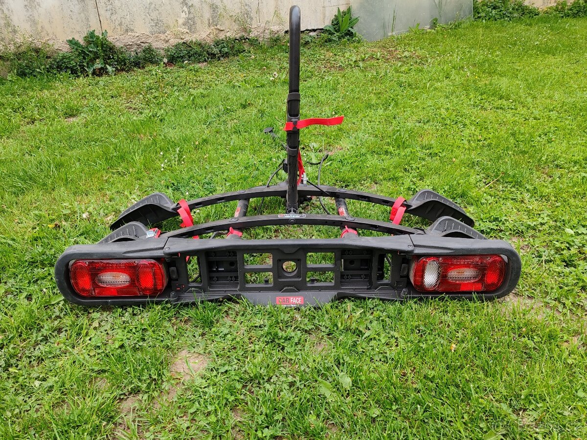Stojan na tažné zařízení