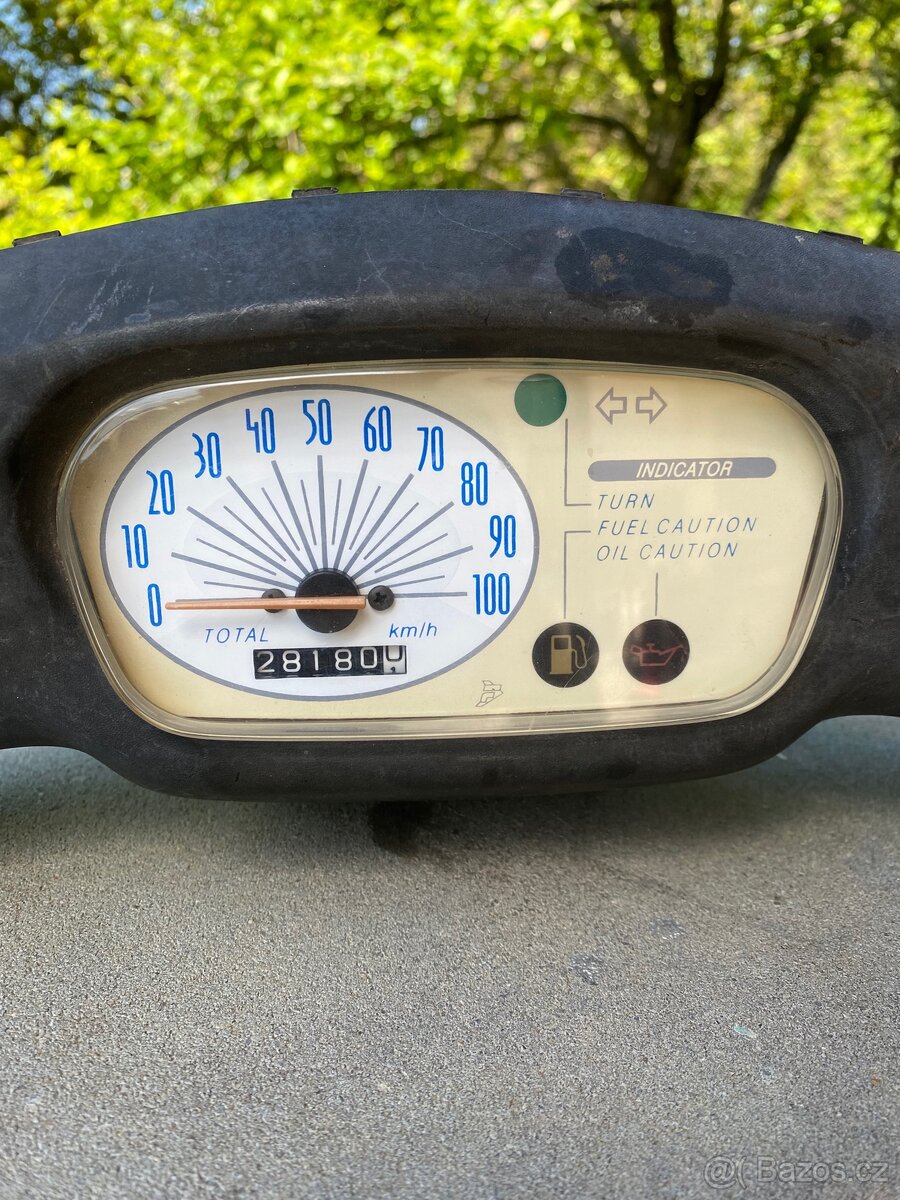 Budíky Yamaha Neos