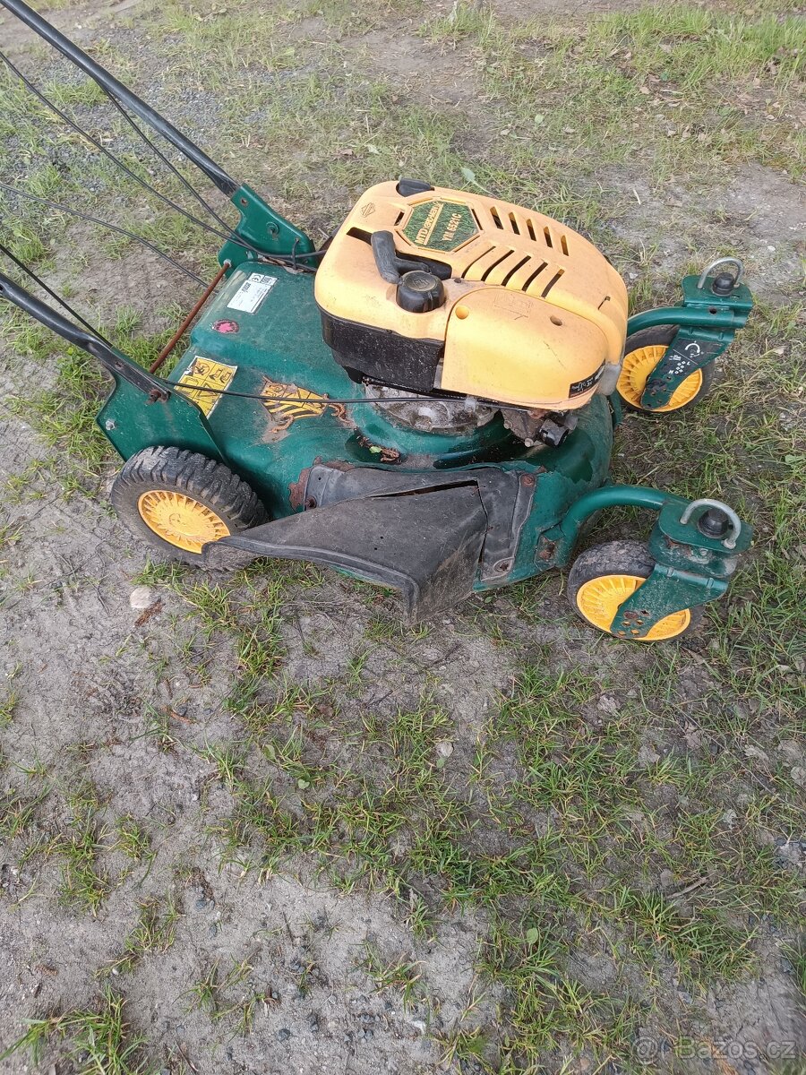 Sekačka MTD yard-man